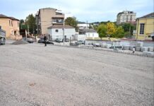 Нов паркинг наместо старите бараки во центарот на Штип