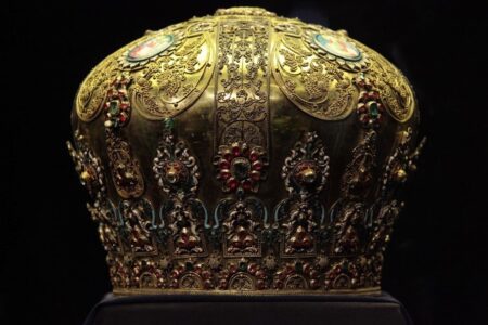 ОД ОХРИД ДО ВАТИКАН, ОД СОФИЈА ДО САНКТ ПЕТЕРБУРГ – КУЛТУРНОТО БОГАТСТВО РАСПРСНАТО НИЗ СВЕТОТ: Македонски реликвии красат туѓи музеи, кај нас не е ни списокот!
