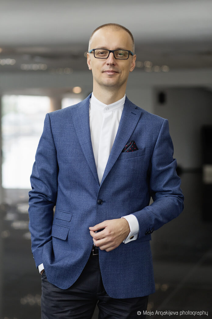 B. Canev, photo by Maja Argakijeva 3