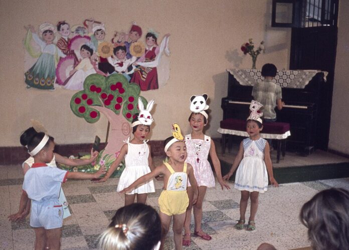 China-1978_Kindergarten_performers_Paul_Burns