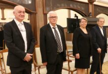 Венко Андоновски, Димитар Пандев, Ѓулумсер Касапи и Владо Поповски добитници на наградата „11 Октомври“