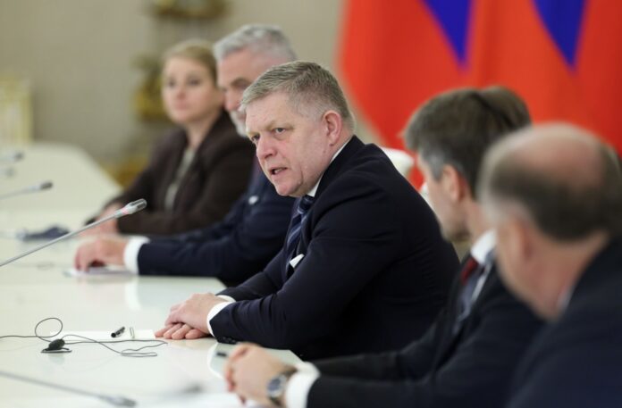 Slovak Prime Minister Robert Fico visits Moscow