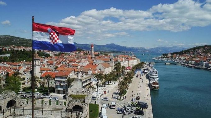 hrvatska-780x448-678x381