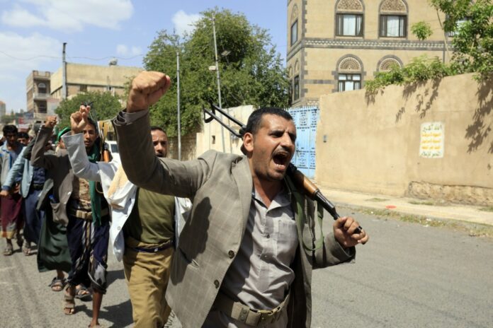 Houthis mobilize troops following capture of Yemen's strategic Mokha port