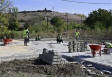Нов парк во населеното место Дељадровци