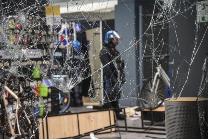 Unrest in central Milan following cost-of-living protests