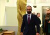 МИНИСТЕРОТ ЗА ПРАВДА ПРЕДЛОЖИ РЕШЕНИЕ ЗА ПОЛАГАЊЕ НА ПРАВОСУДЕН ИСПИТ: Студентите Албанци не прифаќаат да полагаат 12 предмети на албански, а само два на македонски јазик