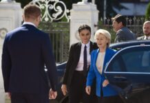Мицкоски ја пречека Фон дер Лајен пред Владата: Разговори за европската иднина и следните чекори на Македонија/ФОТО