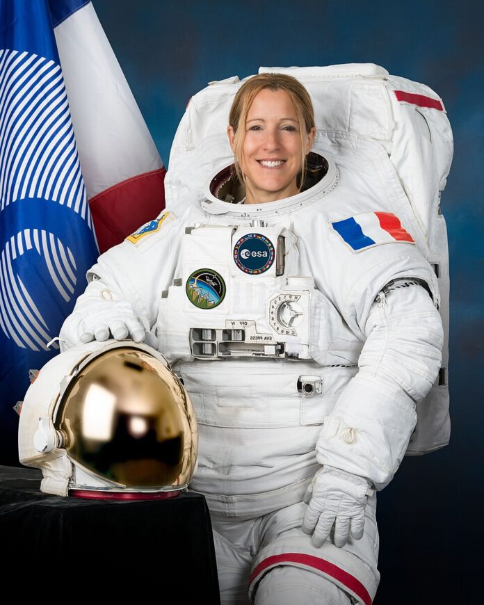 Official_portrait_of_ESA_astronaut_Sophie_Adenot_wearing_a_spacesuit_(jsc2025e073892_alt)