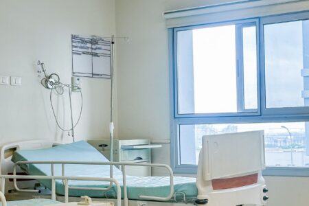 Клиниката за неврологија преполна, се намали границата на мозочен удар, најмладиот пациент има 16 години