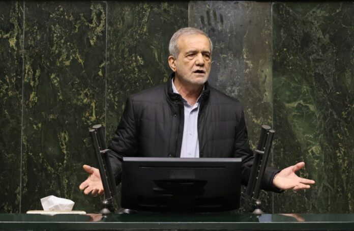 Impeachment of Iran's Economy Minister at the parliament in Tehran