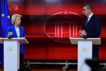 Фон дер Лајен пресече: Прво деблокада со Софија, па патоказ за Скопје!