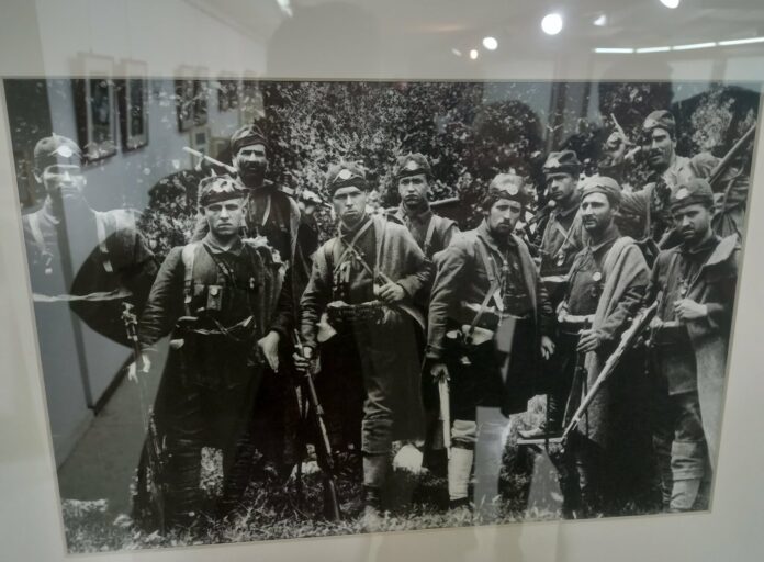 Слика, насловна0