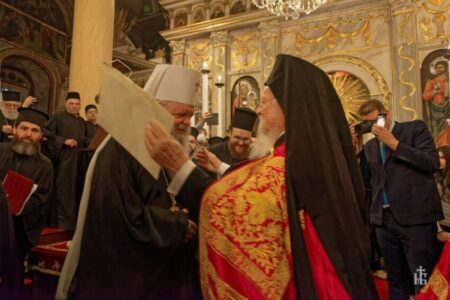 РИМСКАТА СРЕДБА НА МИТРОПОЛИТОТ ГЕОРГИЈ СО ВСЕЛЕНСКИОТ ПАТРИЈАРХ ВАРТОЛОМЕЈ ОТВОРИ ДИЛЕМИ: Се крши ли мразот меѓу МПЦ-ОА и Вселенската патријаршија?