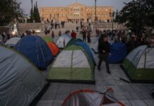 И Грција на нозе! Демонстрации и штрајкови низ земјата