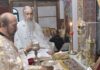 ПРВПАТ СВЕШТЕНИЦИ НА МПЦ-ОА СОСЛУЖУВАА ВО ХРАМОТ „СВЕТА ЗЛАТА МЕГЛЕНСКА“ ВО СОБОТСКО: Литургија на македонски јазик во Грција, во црквата на отец Царкњас