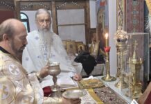 ПРВПАТ СВЕШТЕНИЦИ НА МПЦ-ОА СОСЛУЖУВАА ВО ХРАМОТ „СВЕТА ЗЛАТА МЕГЛЕНСКА“ ВО СОБОТСКО: Литургија на македонски јазик во Грција, во црквата на отец Царкњас