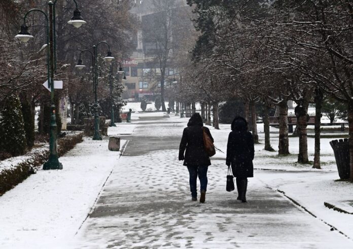 zima-skopje-pero2